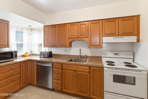 219 Julius Street Iselin NJ 08830