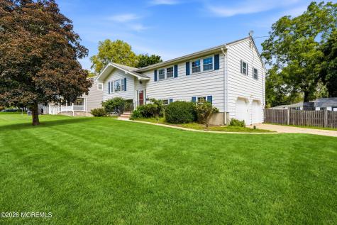 20 Whitehall Circle Oceanport NJ 07757
