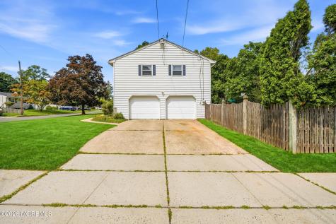 20 Whitehall Circle Oceanport NJ 07757