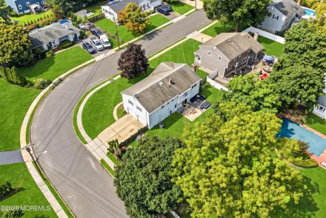 20 Whitehall Circle Oceanport NJ 07757