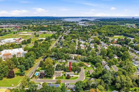 20 Whitehall Circle Oceanport NJ 07757