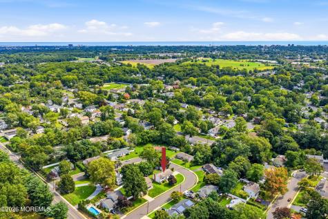 20 Whitehall Circle Oceanport NJ 07757