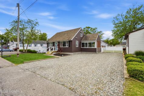 710 Newport Avenue Ocean Gate NJ 08740