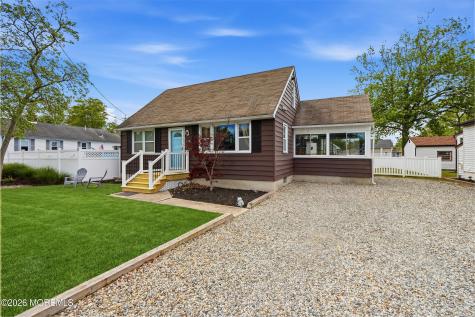 710 Newport Avenue Ocean Gate NJ 08740