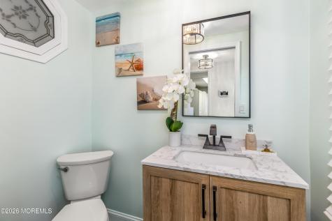 76 Morris Avenue Belford NJ 07718