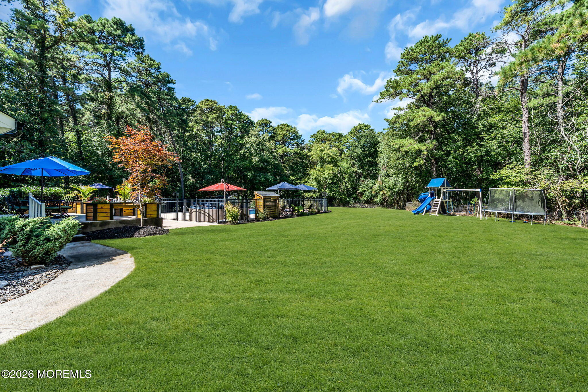 6 Chris Ann Court Jackson NJ 08527