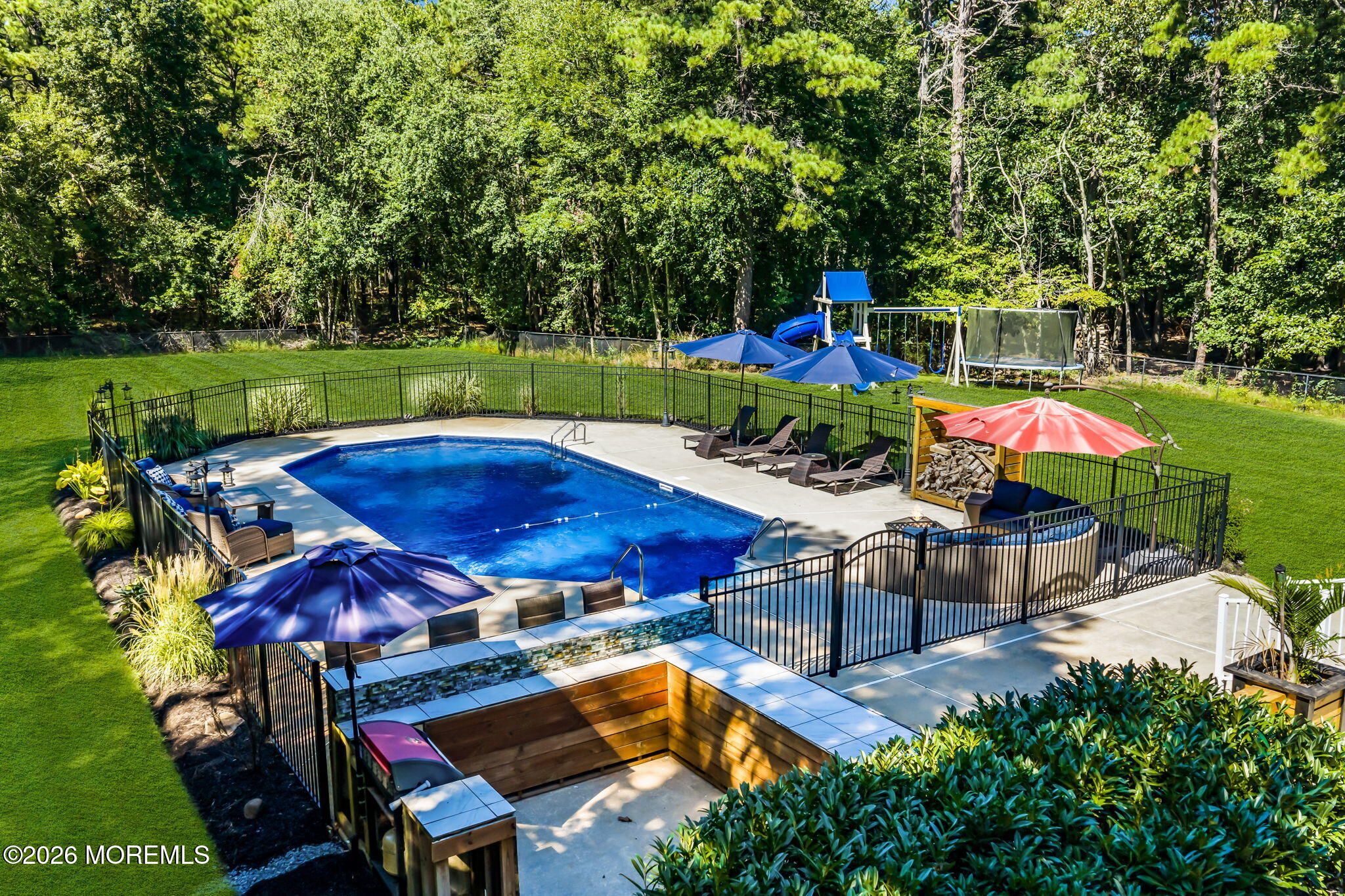 6 Chris Ann Court Jackson NJ 08527
