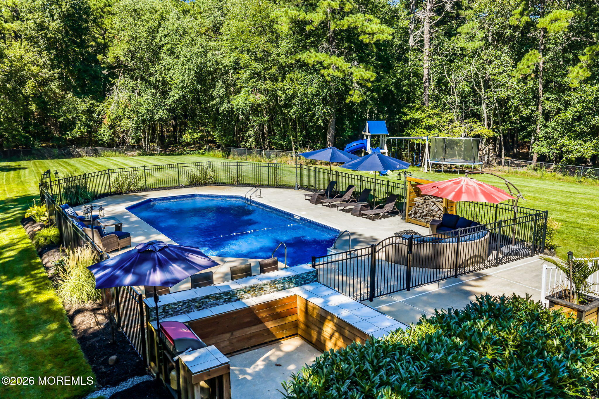 6 Chris Ann Court Jackson NJ 08527
