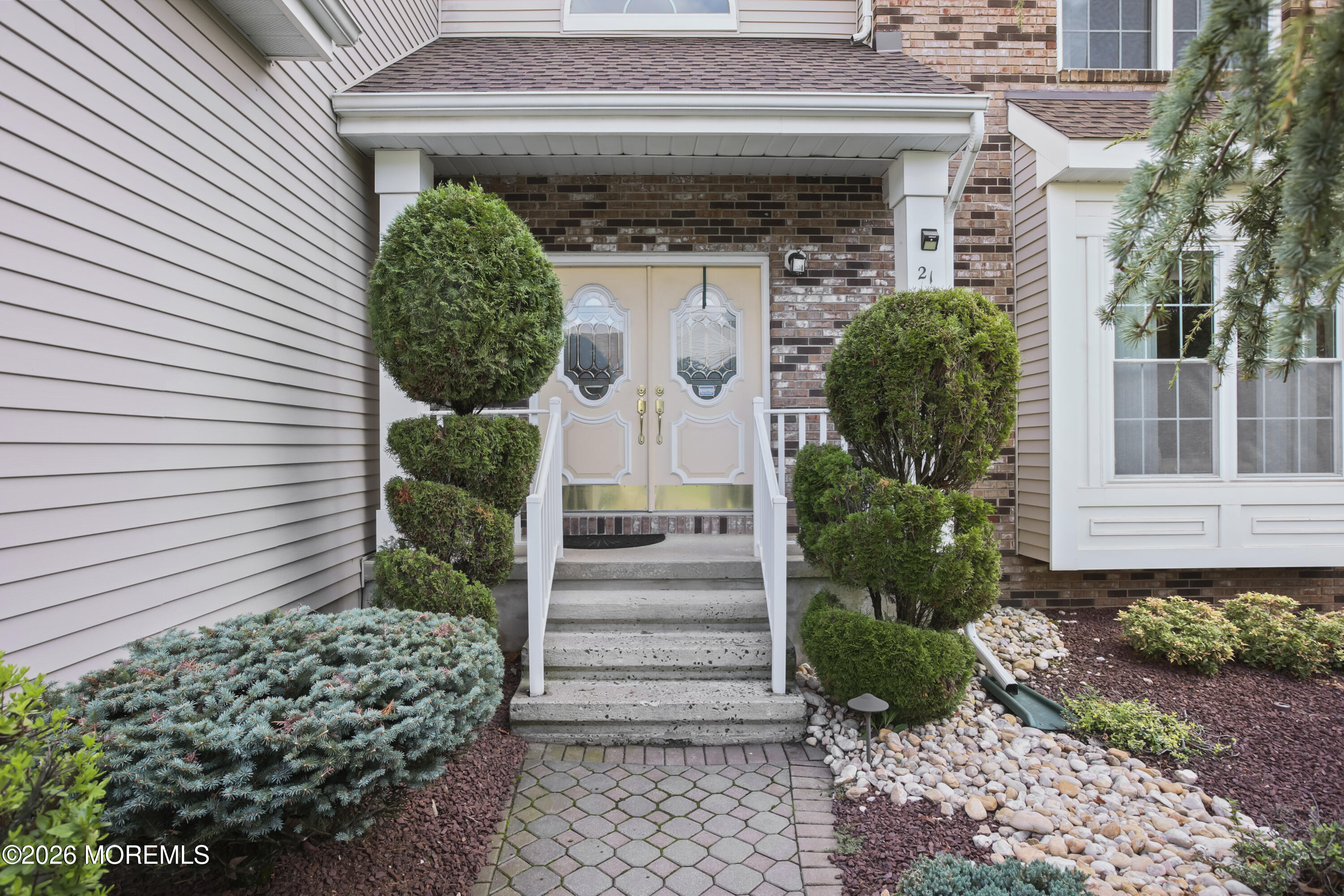 21 Angelique Court Morganville NJ 07751
