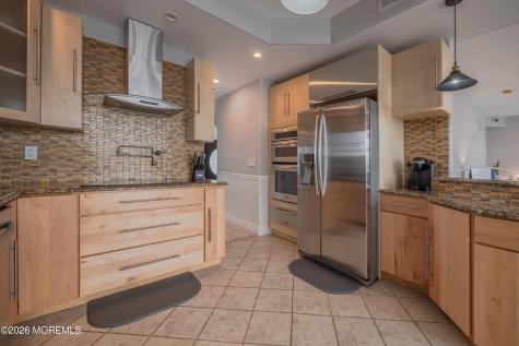 27 W Mohawk Drive Little Egg Harbor NJ 08087