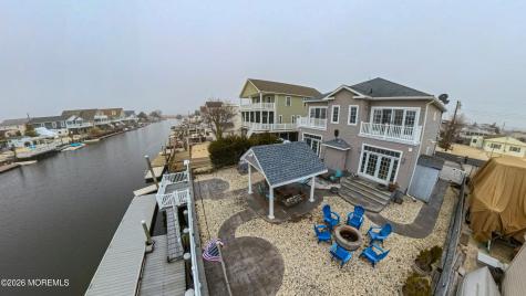 27 W Mohawk Drive Little Egg Harbor NJ 08087