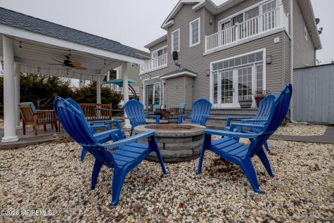 27 W Mohawk Drive Little Egg Harbor NJ 08087