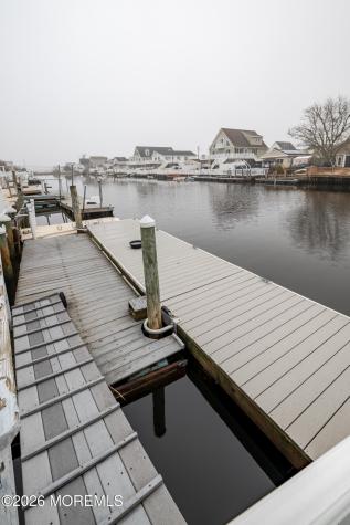 27 W Mohawk Drive Little Egg Harbor NJ 08087