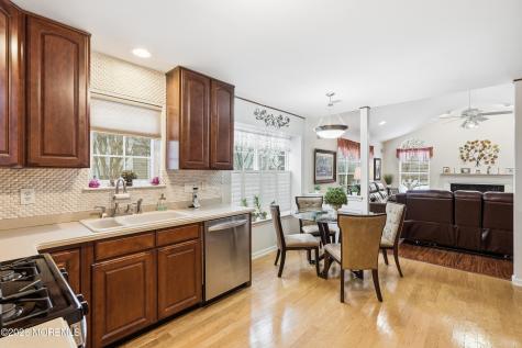 8 Casco Court Lakewood NJ 08701