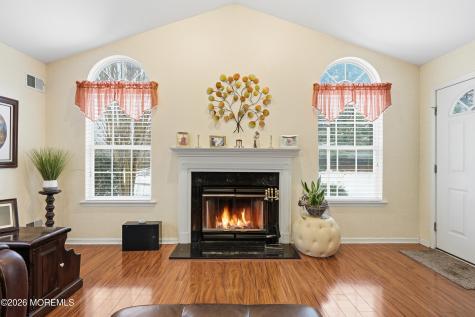 8 Casco Court Lakewood NJ 08701