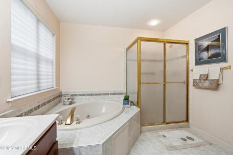 8 Casco Court Lakewood NJ 08701