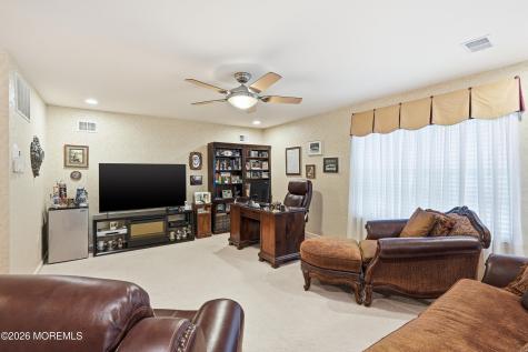 8 Casco Court Lakewood NJ 08701