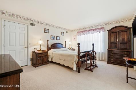 8 Casco Court Lakewood NJ 08701