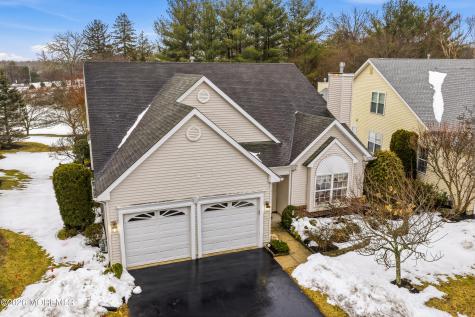 8 Casco Court Lakewood NJ 08701
