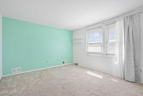 70 Harrington Circle Willingboro NJ 08046