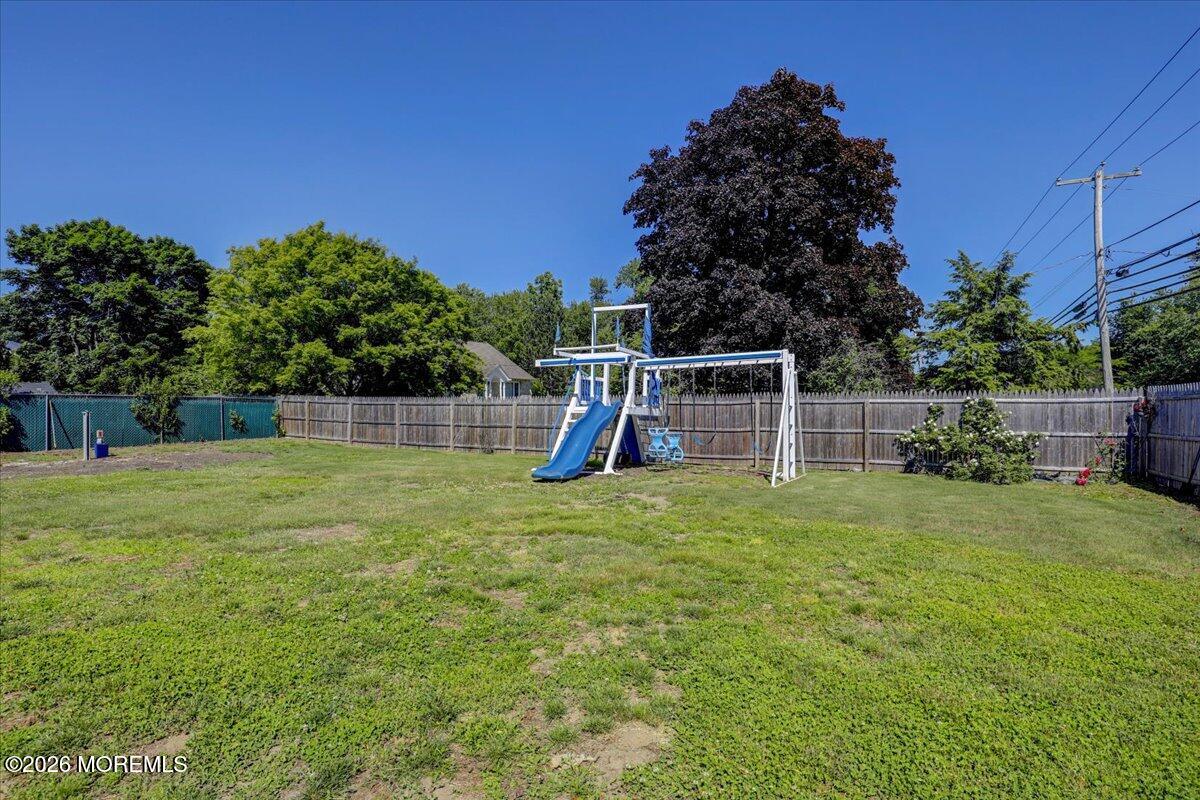 2 Annie Drive Howell NJ 07731