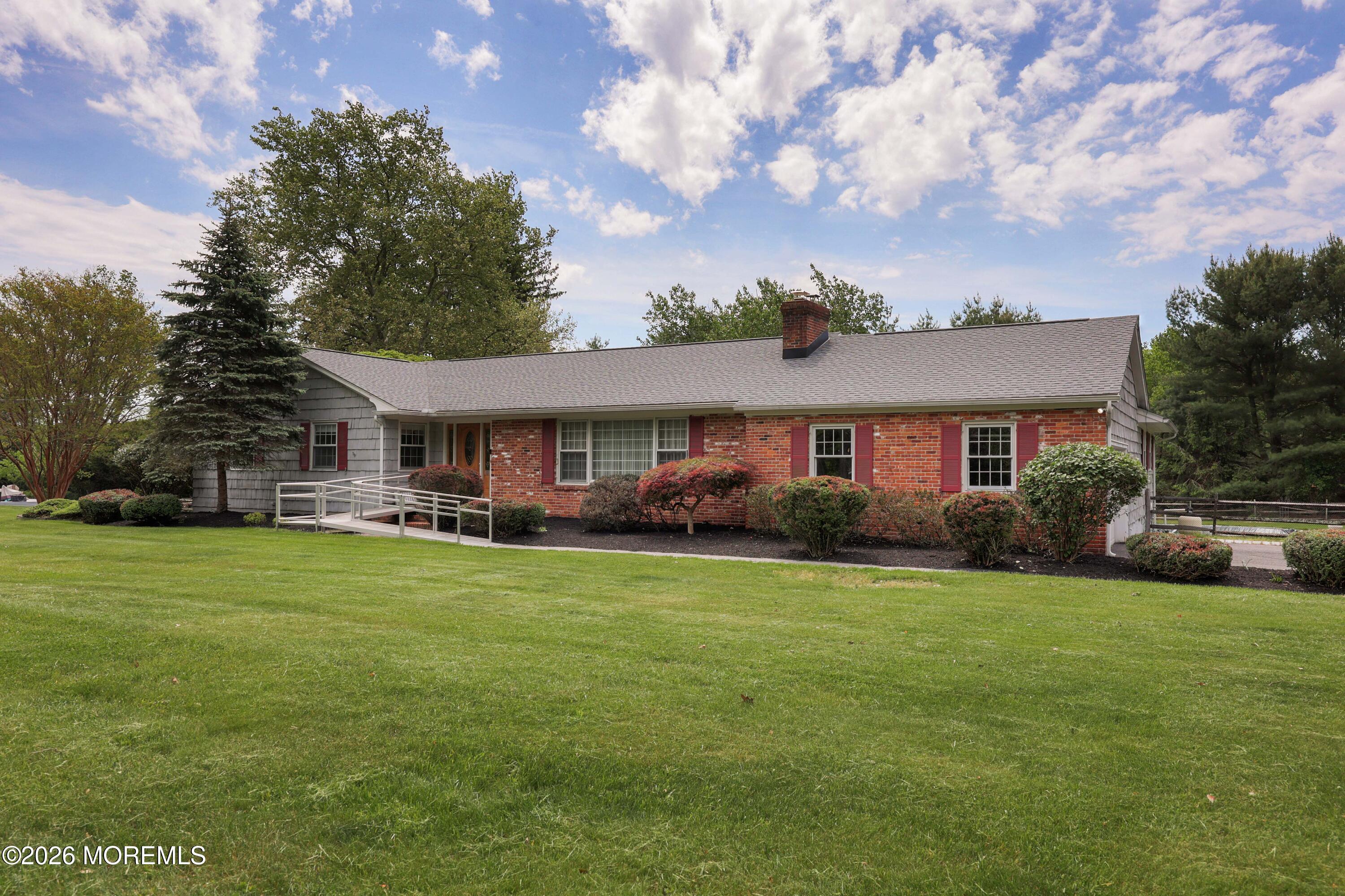 Holmdel NJ, 31 Mccampbell Road