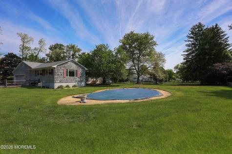 31 Mccampbell Road Holmdel NJ 07733