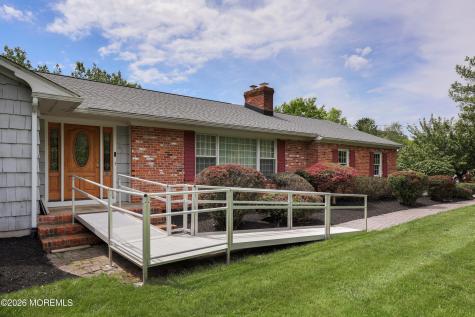 31 Mccampbell Road Holmdel NJ 07733