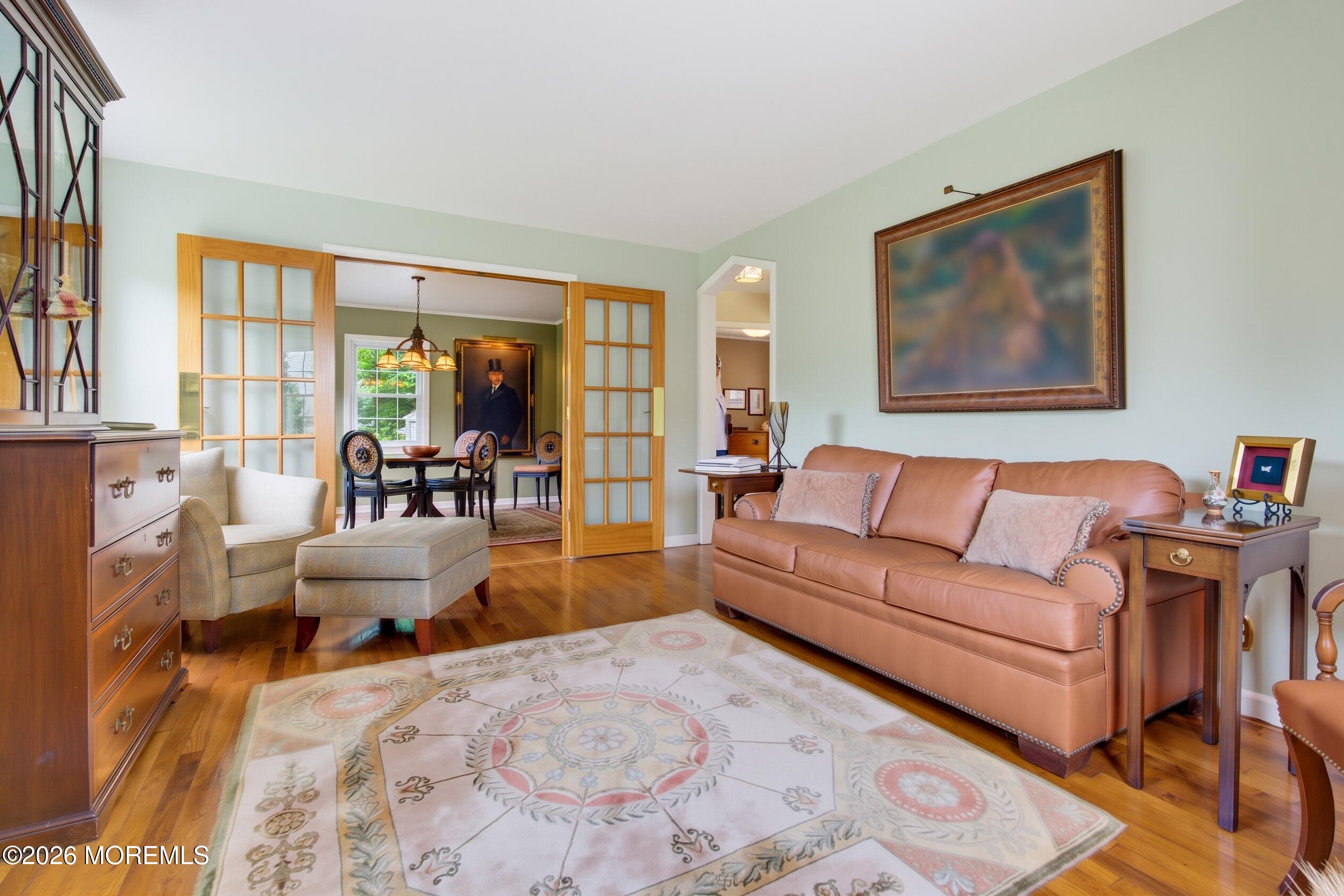 456 Brookside Avenue Oakhurst NJ 07755
