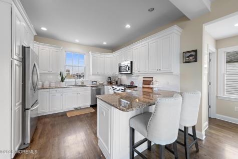 51 Barry Lane Beach Haven West NJ 08050