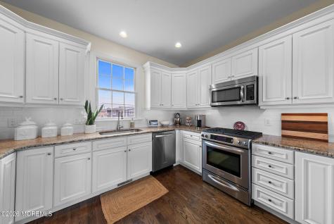 51 Barry Lane Beach Haven West NJ 08050