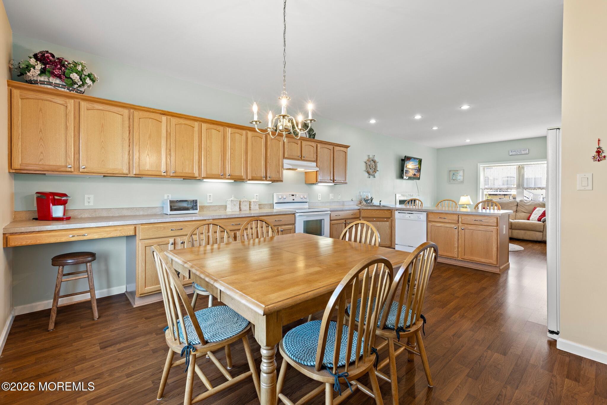 67 Glenn Drive Manahawkin NJ 08050