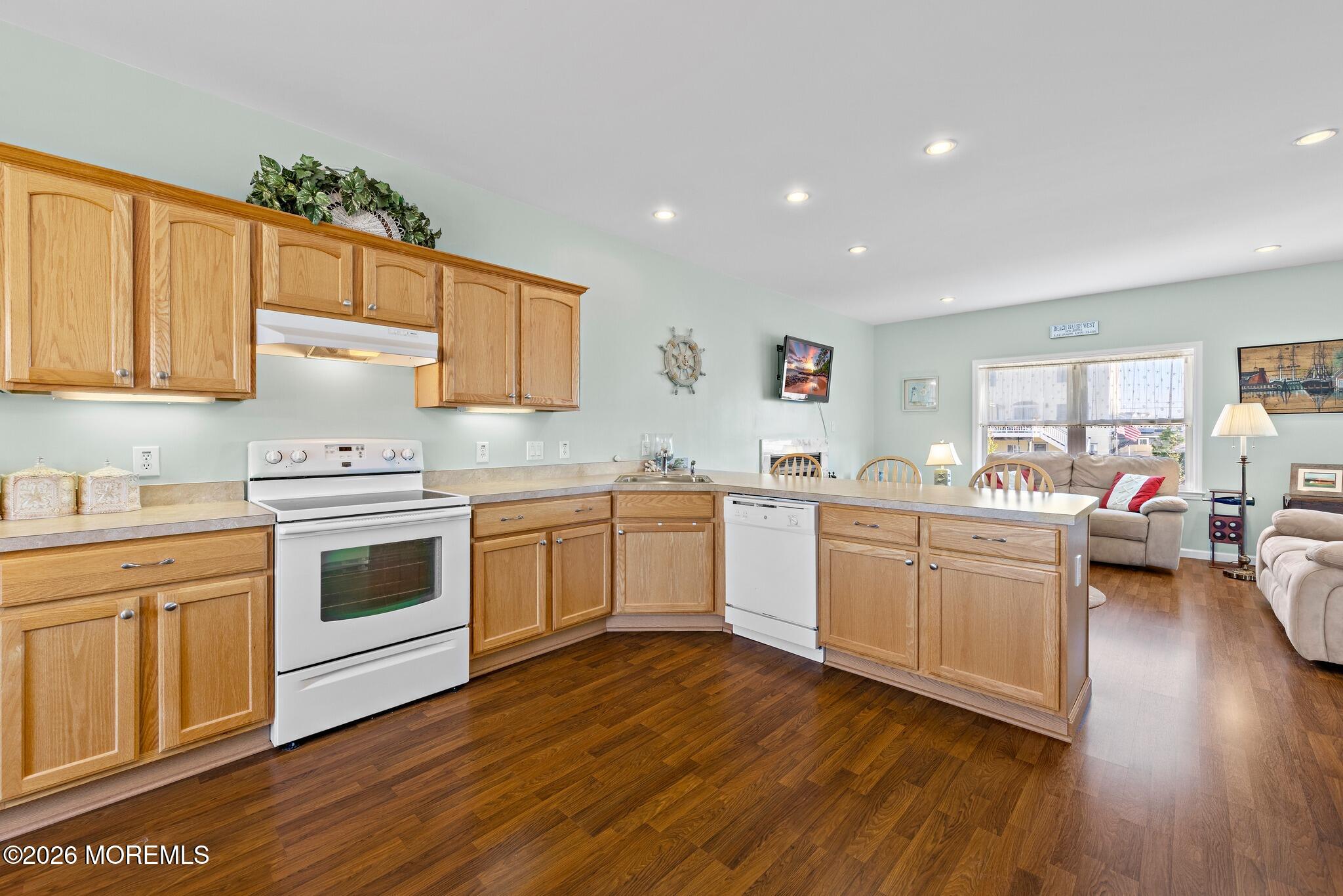 67 Glenn Drive Manahawkin NJ 08050