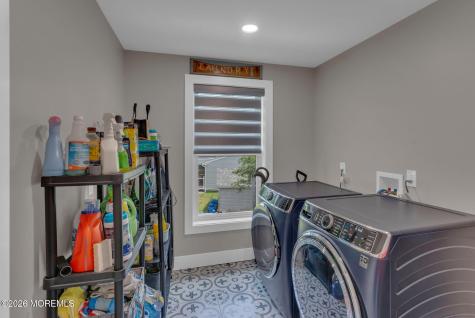 9 Pica Place Tinton Falls NJ 07724