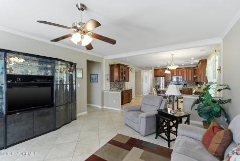 38 Banstead Way Jackson NJ 08527