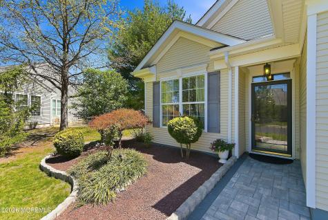 38 Banstead Way Jackson NJ 08527