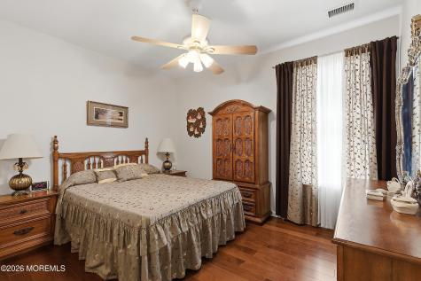 38 Banstead Way Jackson NJ 08527