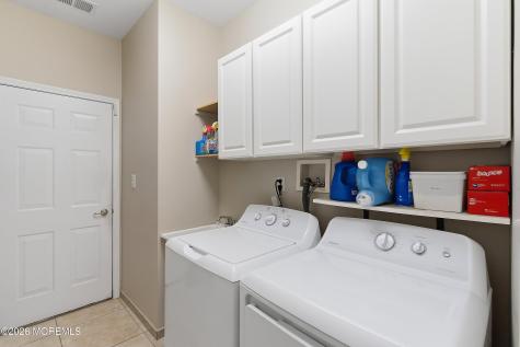 38 Banstead Way Jackson NJ 08527