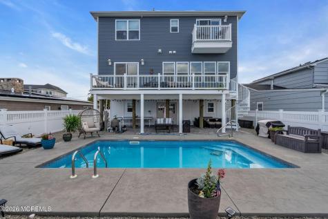 25 Sunrise Way Toms River NJ 08753