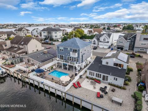 25 Sunrise Way Toms River NJ 08753