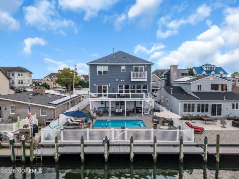 25 Sunrise Way Toms River NJ 08753