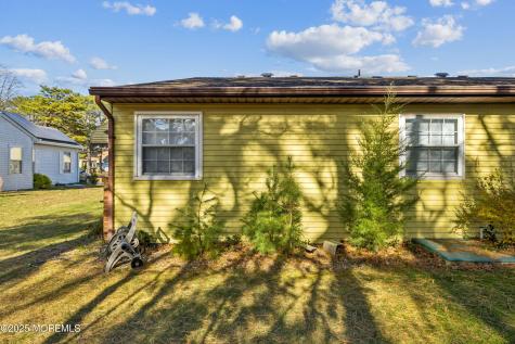 7B Greenwood Lane Whiting NJ 08759