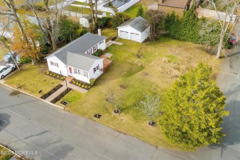 709 Talmadge Avenue Oakhurst NJ 07755