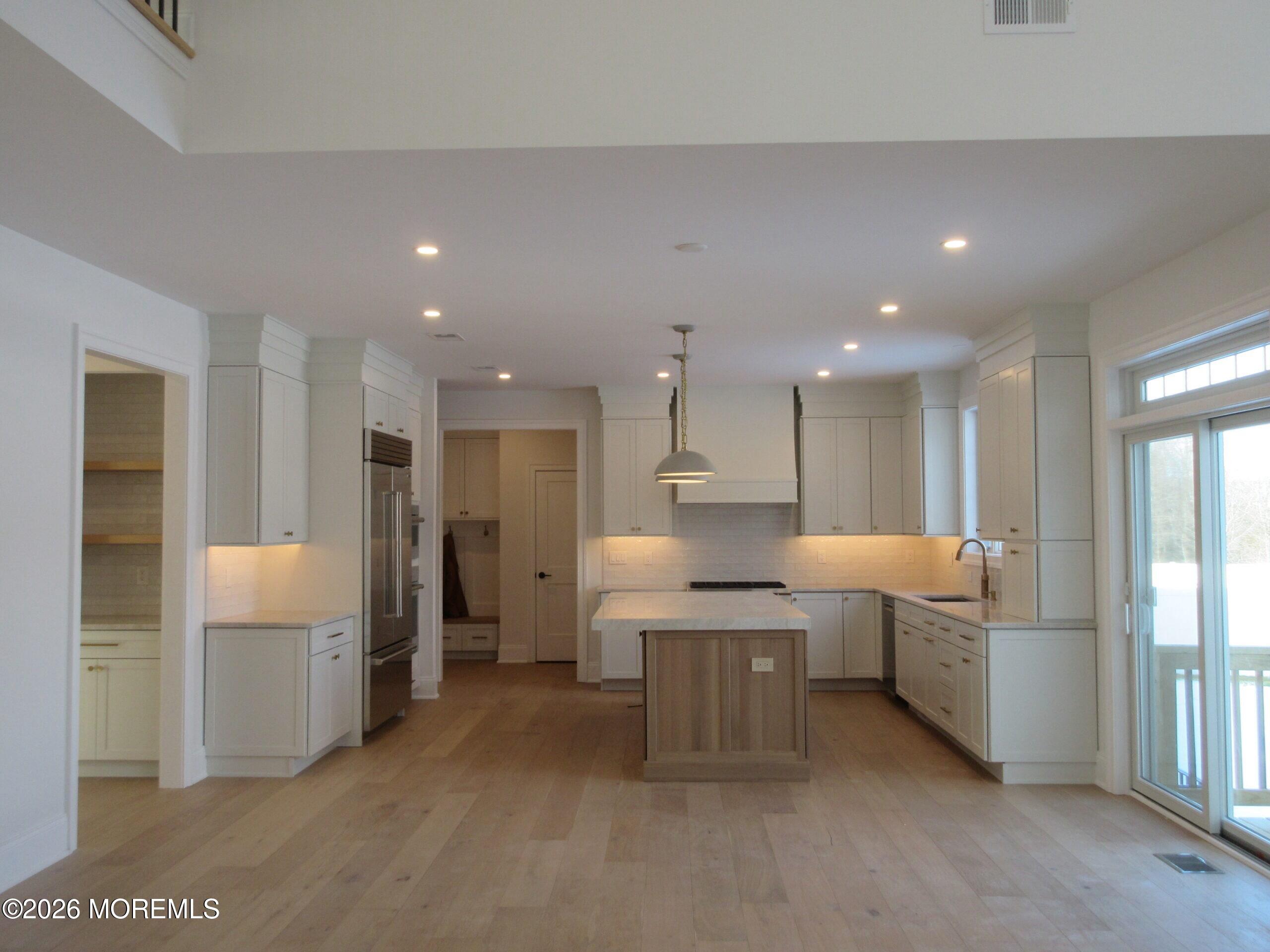 85 Lamb Lane Manalapan NJ 07726