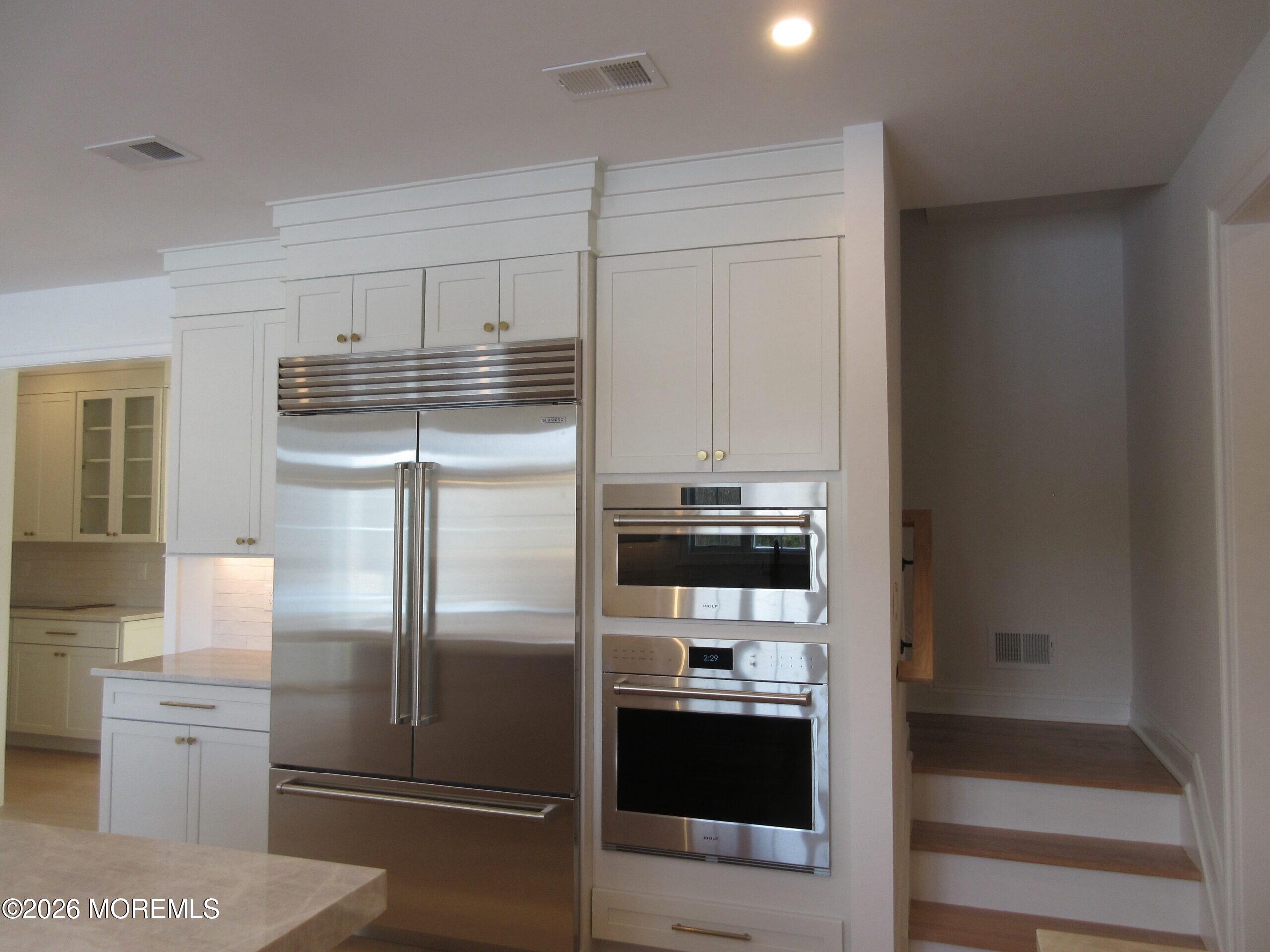 85 Lamb Lane Manalapan NJ 07726