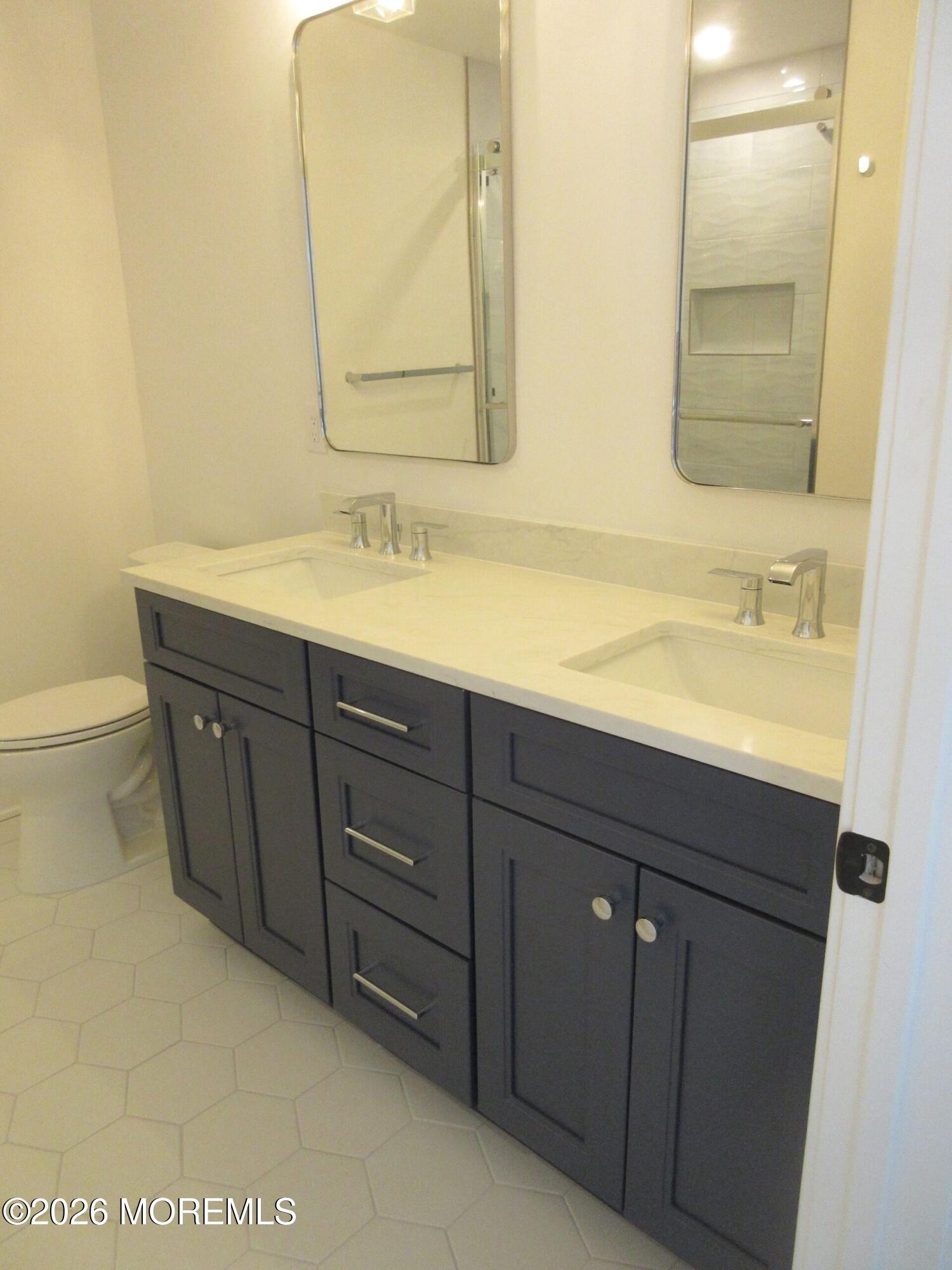 85 Lamb Lane Manalapan NJ 07726