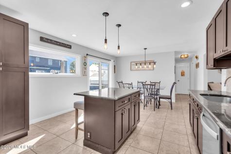 1513 Neptune Avenue Beachwood NJ 08722