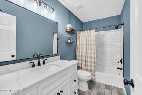1513 Neptune Avenue Beachwood NJ 08722
