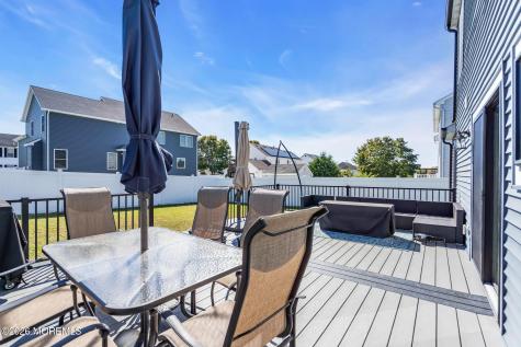 1513 Neptune Avenue Beachwood NJ 08722