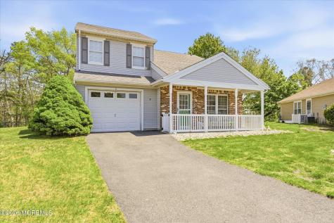 5 Elm Court Barnegat NJ 08005